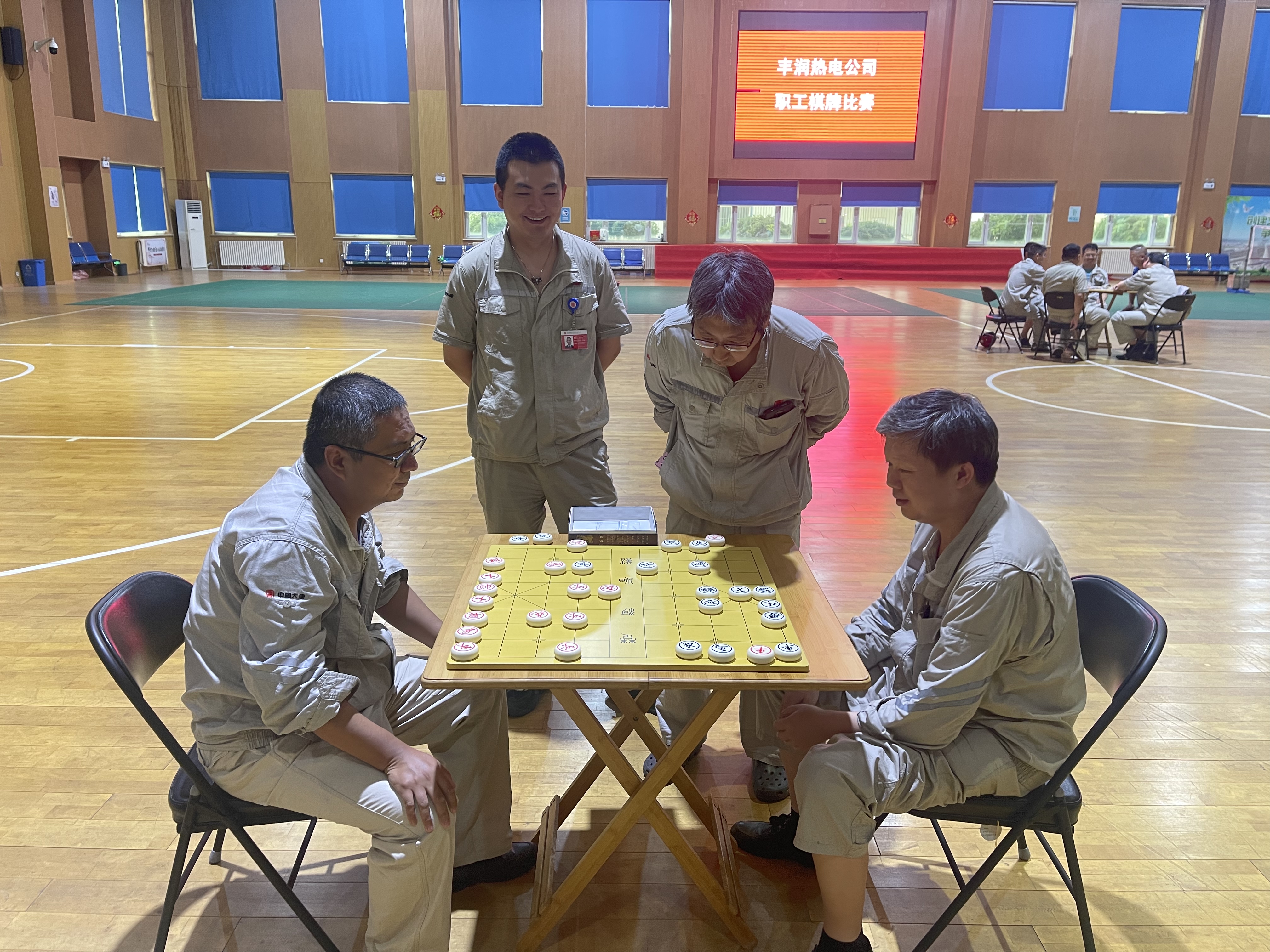 【文化動態(tài)】豐潤熱電公司開展職工棋牌比賽 (2).jpg